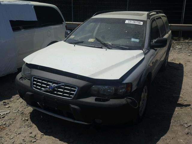 YV1SZ59H031109006 - 2003 VOLVO XC70 SILVER photo 2