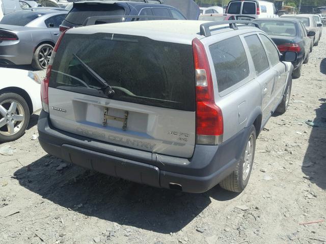 YV1SZ59H031109006 - 2003 VOLVO XC70 SILVER photo 4