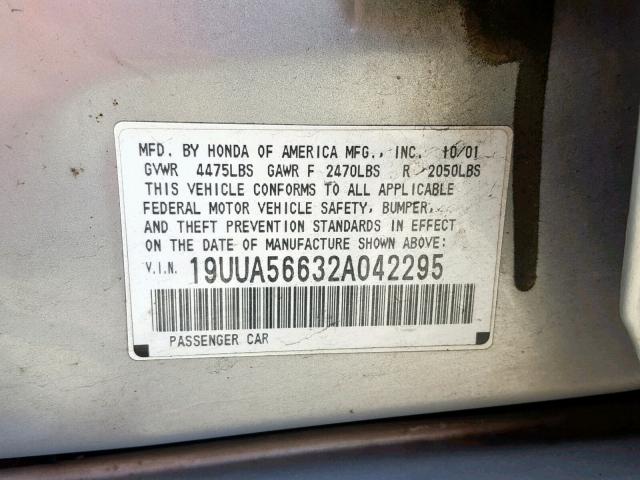 19UUA56632A042295 - 2002 ACURA 3.2TL SILVER photo 10