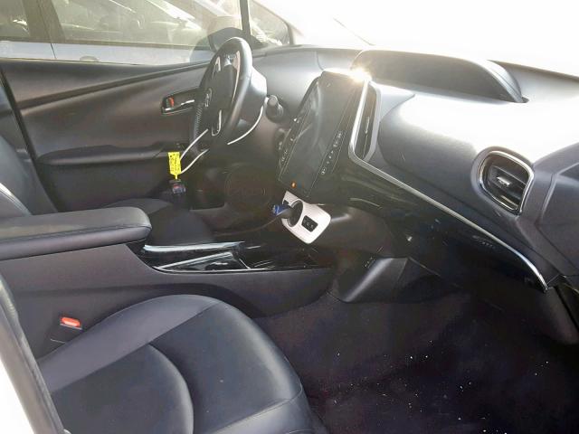 JTDKARFP5H3001346 - 2017 TOYOTA PRIUS PRIM 白色 照片 5