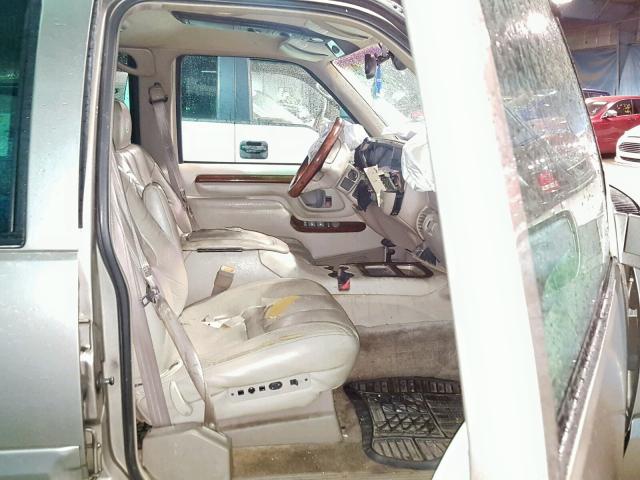 1GYEK13R4YR100779 - 2000 CADILLAC ESCALADE GOLD photo 5