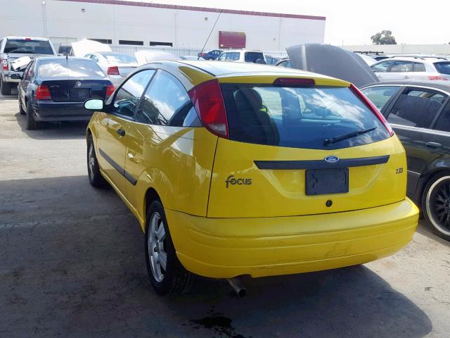 3FAFP31Z83R183291 - 2003 FORD FOCUS ZX3 YELLOW photo 3