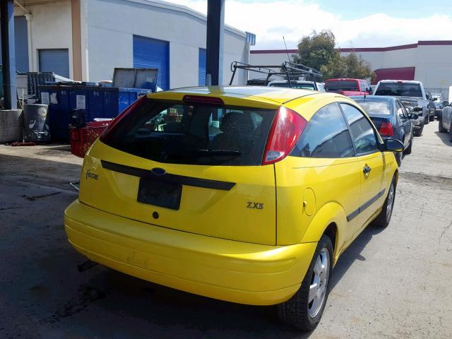 3FAFP31Z83R183291 - 2003 FORD FOCUS ZX3 YELLOW photo 4