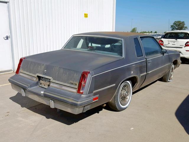 1G3GR11A4HR306871 - 1987 OLDSMOBILE CUTLASS SU GRAY photo 4