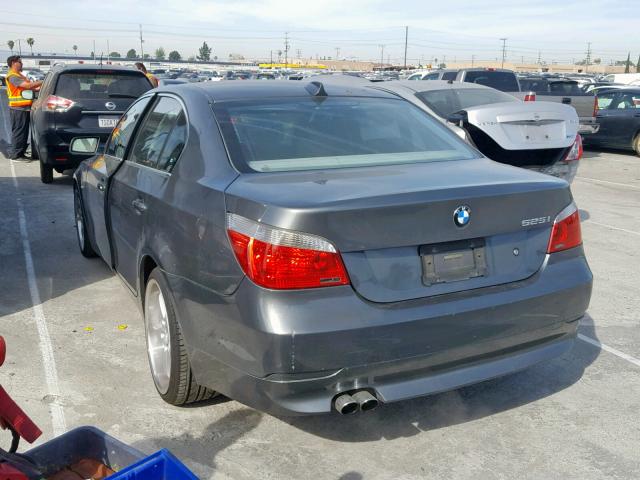 WBANE53516CK89583 - 2006 BMW 525 I GRAY photo 3