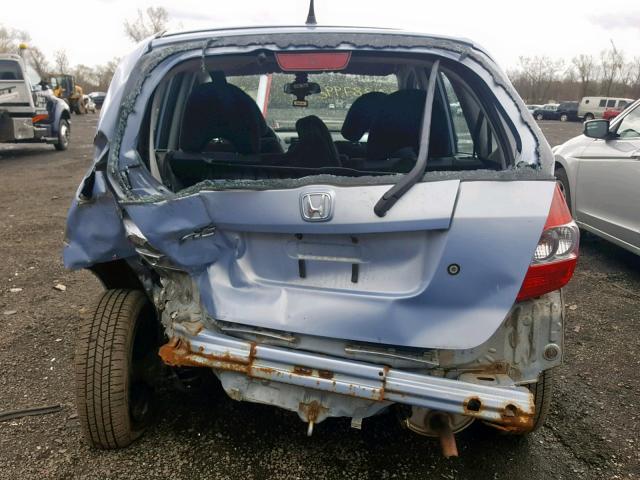 JHMGD38458S008704 - 2008 HONDA FIT BLUE photo 9