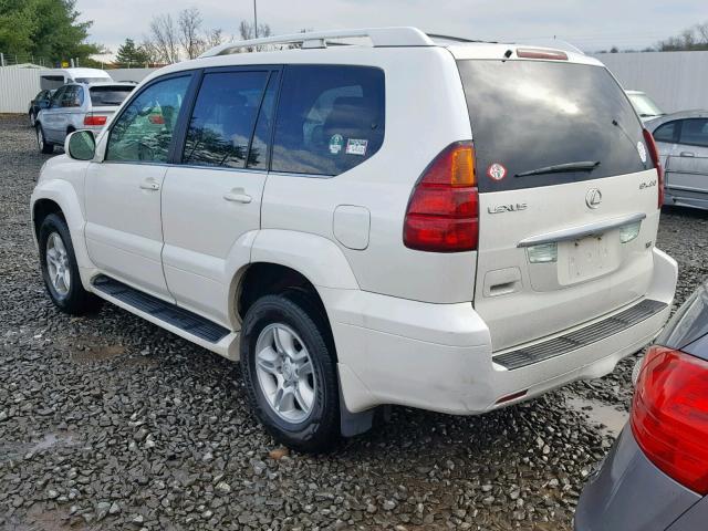 JTJBT20X650069076 - 2005 LEXUS GX 470 WHITE photo 3