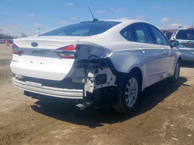 3FA6P0G73HR122975 - 2017 FORD FUSION S WHITE photo 4