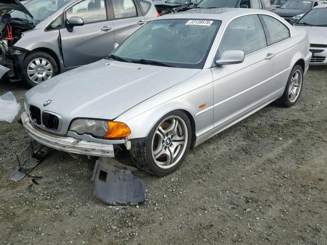 WBABN53441JU24070 - 2001 BMW 330 CI SILVER photo 2