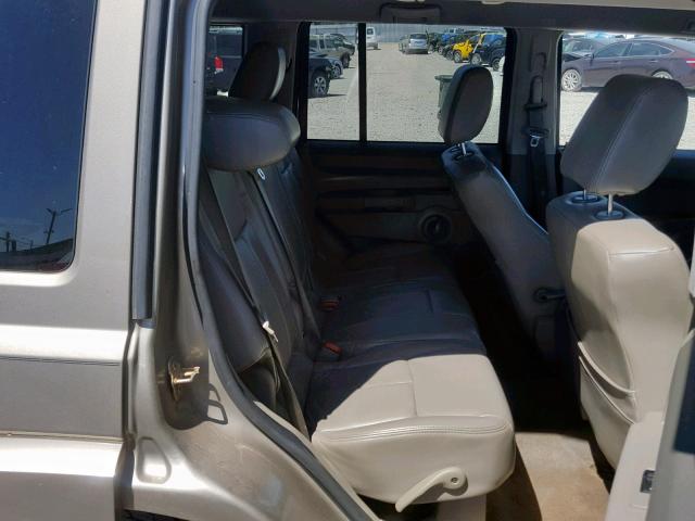 1J8HG48K06C173450 - 2006 JEEP COMMANDER GOLD photo 6