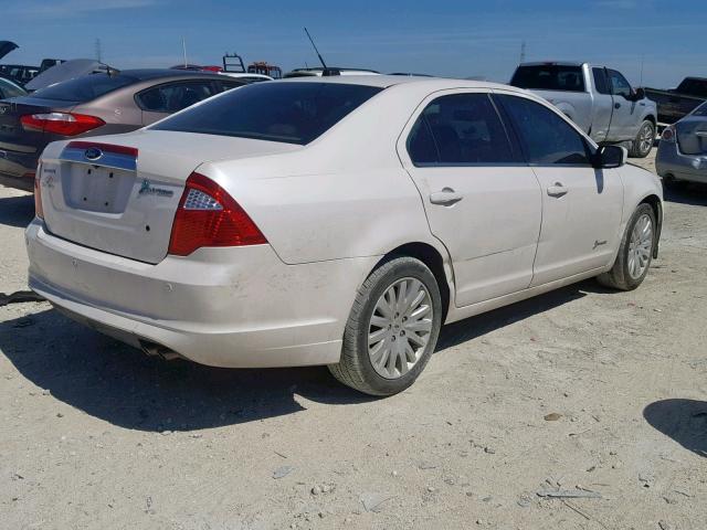 3FADP0L34CR414251 - 2012 FORD FUSION HYB WHITE photo 4