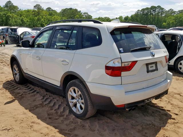 WBXPC9C49AWJ35178 - 2010 BMW X3 XDRIVE3 WHITE photo 3