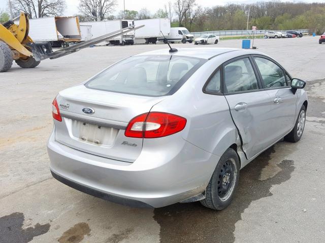 3FADP4AJ0CM140584 - 2012 FORD FIESTA S SILVER photo 4