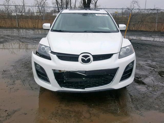 JM3ER4W33A0325450 - 2010 MAZDA CX-7 WHITE photo 9