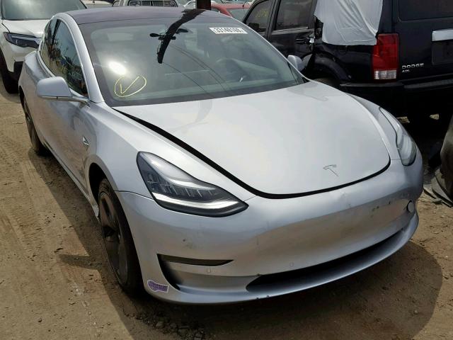 5YJ3E1EA4JF077317 - 2018 TESLA MODEL 3 SILVER photo 1