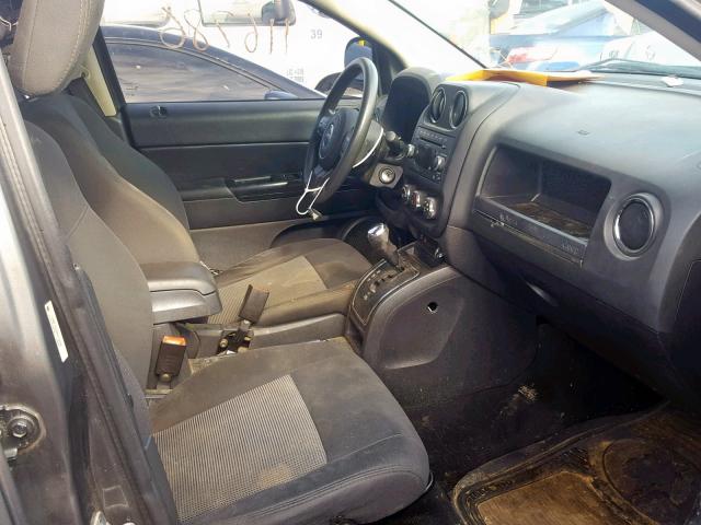 1J4NF1FB0BD212289 - 2011 JEEP COMPASS SP Сұр фото 5