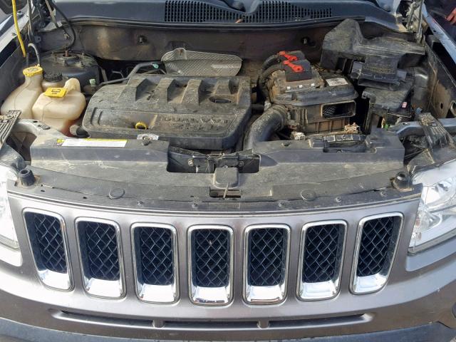 1J4NF1FB0BD212289 - 2011 JEEP COMPASS SP Сұр фото 7