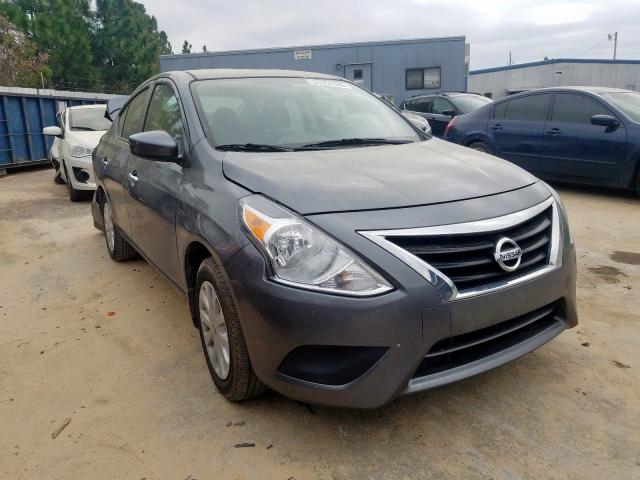 3N1CN7APXJL828986 - 2018 NISSAN nissan versa  photo 1