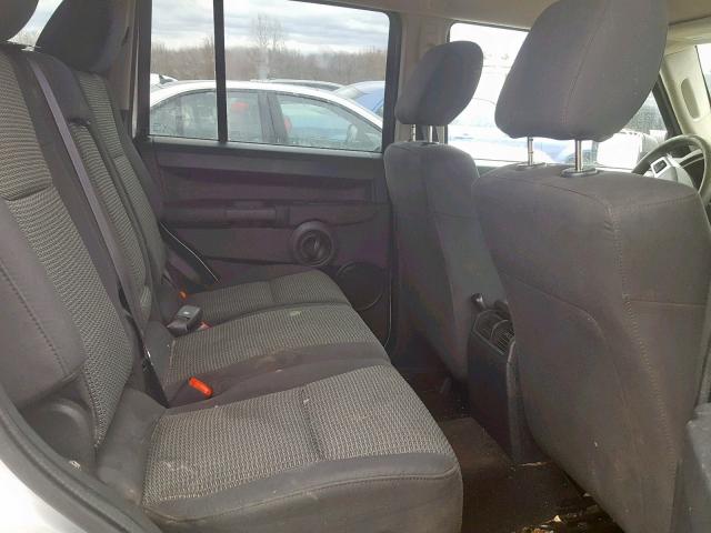 1J8HG48K58C175570 - 2008 JEEP COMMANDER SILVER photo 6