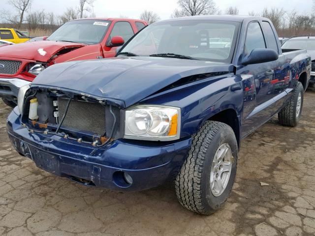 1D7HW42K26S560029 - 2006 DODGE DAKOTA SLT BLUE photo 2