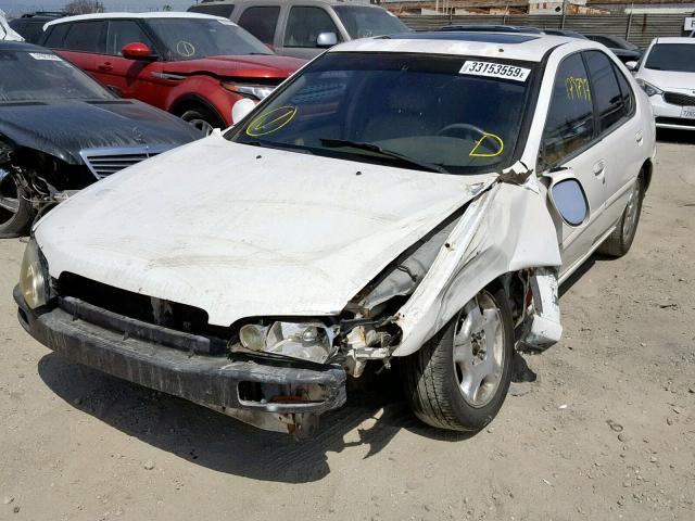 1N4DL01A01C174379 - 2001 NISSAN ALTIMA GXE WHITE photo 2