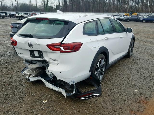 W04GV8SXXJ1172096 - 2018 BUICK REGAL TOUR WHITE photo 4