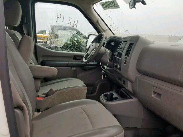 1N6BF0KY9HN801709 - 2017 NISSAN NV 1500 S WHITE photo 5