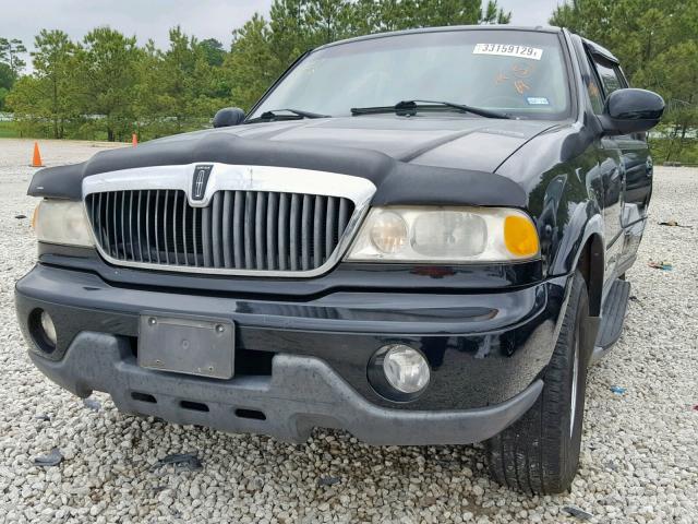 5LMEU27RX1LJ30998 - 2001 LINCOLN NAVIGATOR BLACK photo 2