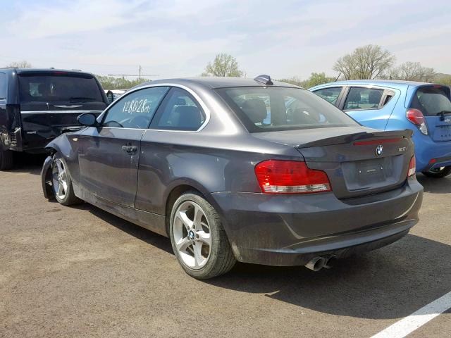 WBAUP73518VF06691 - 2008 BMW 128 I GRAY photo 3