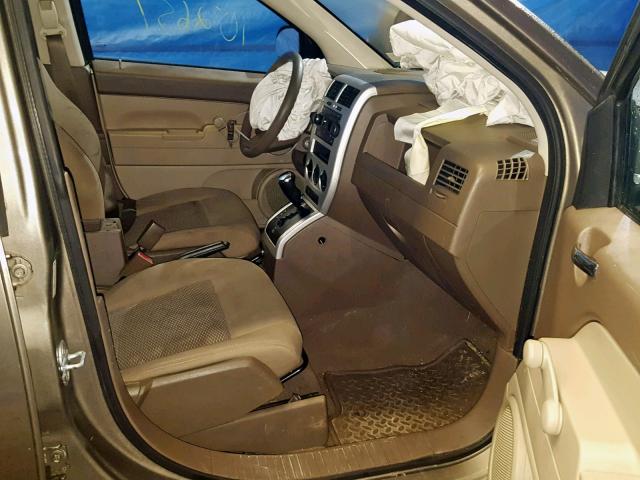 1J8FT47008D679232 - 2008 JEEP COMPASS SP 棕色 照片 5