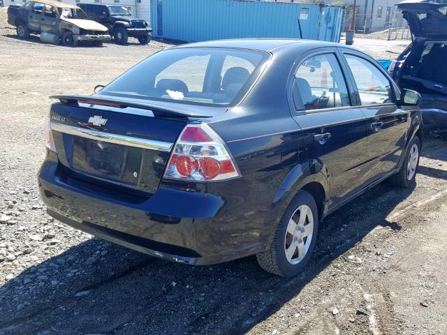 KL1TD56E29B615319 - 2009 CHEVROLET AVEO LS BLACK photo 4