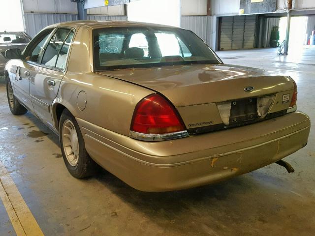 2FAFP74WXXX101805 - 1999 FORD CROWN VICT GOLD photo 3