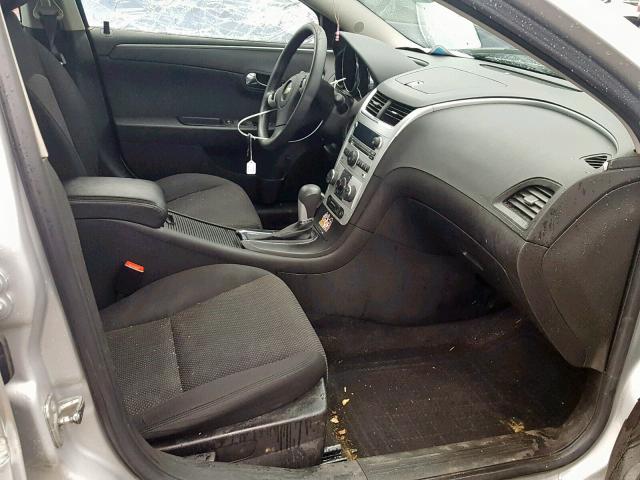 1G1ZC5E01CF248725 - 2012 CHEVROLET MALIBU 1LT SILVER photo 5