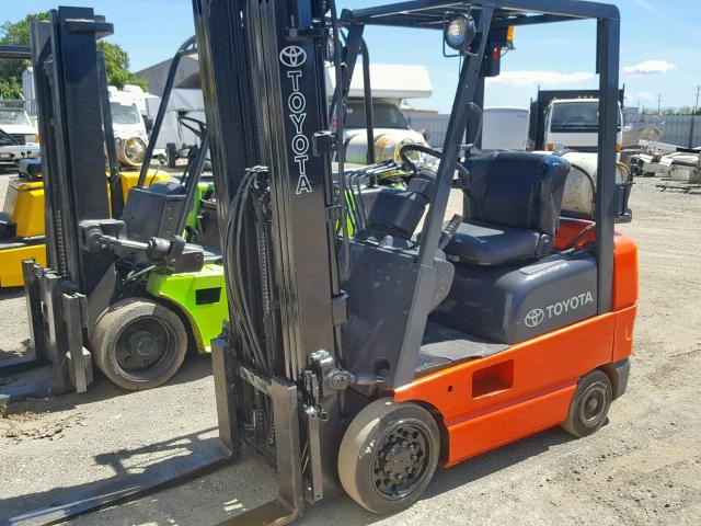 69542 - 2010 TOYOTA FORKLIFT ORANGE photo 2