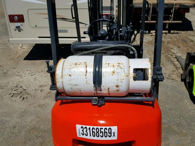 69542 - 2010 TOYOTA FORKLIFT ORANGE photo 6