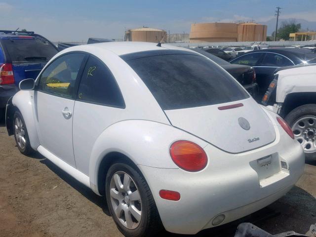 3VWCD21C02M458592 - 2002 VOLKSWAGEN NEW BEETLE თეთრი ფოტო 3