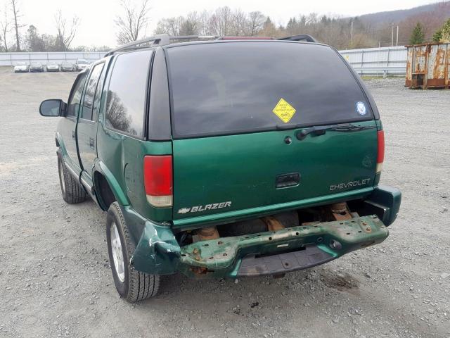 1GNDT13W2Y2241547 - 2000 CHEVROLET BLAZER GREEN photo 3