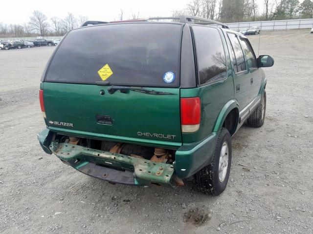 1GNDT13W2Y2241547 - 2000 CHEVROLET BLAZER GREEN photo 4