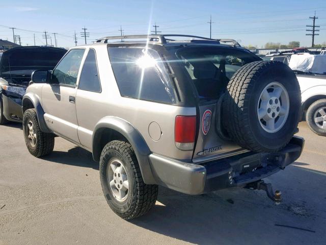 1GNCT18W3XK230771 - 1999 CHEVROLET BLAZER TAN photo 3