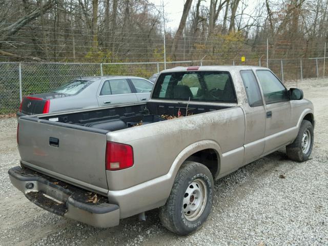 1GTDT19W728206894 - 2002 GMC SONOMA SILVER photo 4