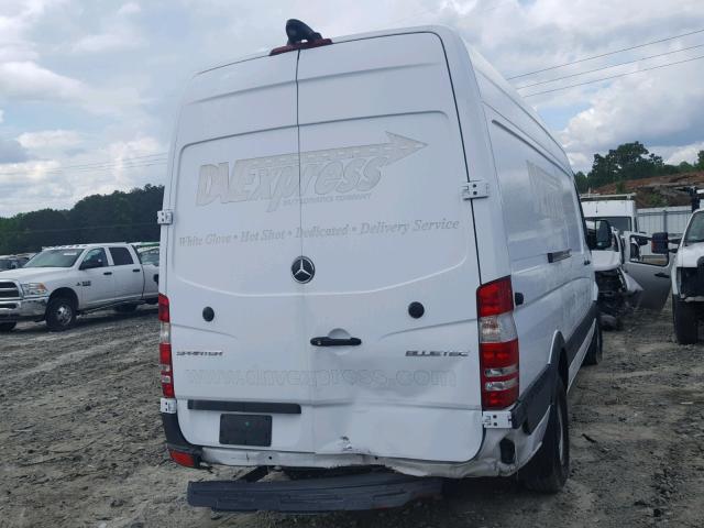 WD3PE8DD2GP253697 - 2016 MERCEDES-BENZ SPRINTER 2 WHITE photo 4