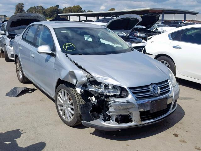 3VWRA71K19M046361 - 2009 VOLKSWAGEN JETTA WOLF SILVER photo 1