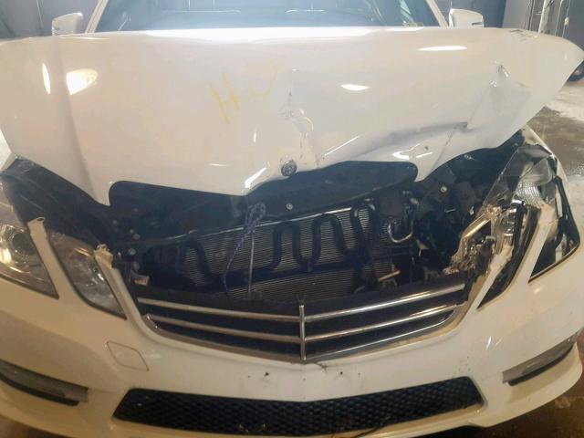 WDDHF5KB1CA600589 - 2012 MERCEDES-BENZ E 350 WHITE photo 9