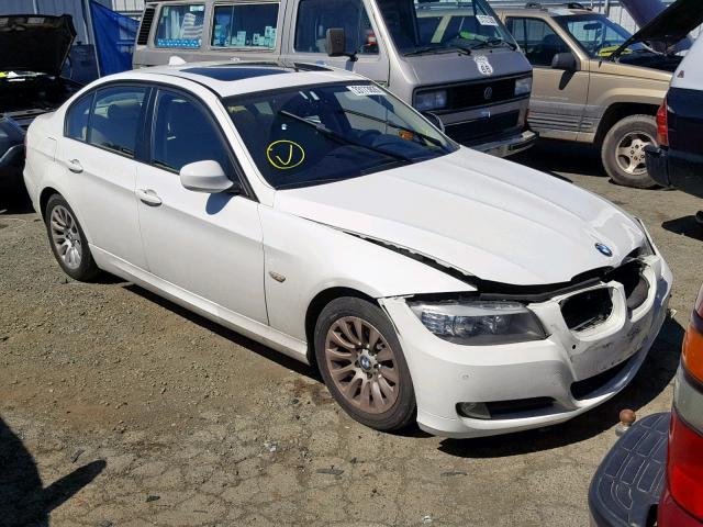 WBAPH53559A437105 - 2009 BMW 328 I SULE WHITE photo 1