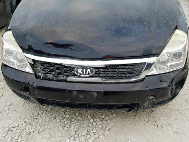 KNDMG4C78C6438294 - 2012 KIA SEDONA LX BLACK photo 9