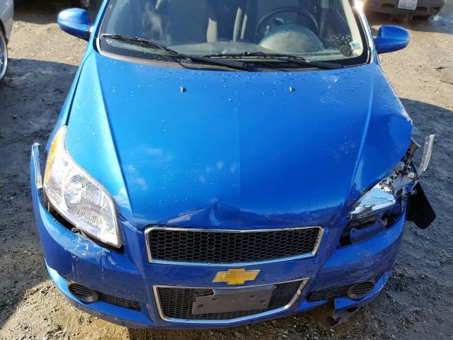 KL1TD6DE6AB091153 - 2010 CHEVROLET AVEO LS BLUE photo 9