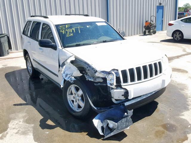 1J8GR48K17C596786 - 2007 JEEP GRAND CHER WHITE photo 1