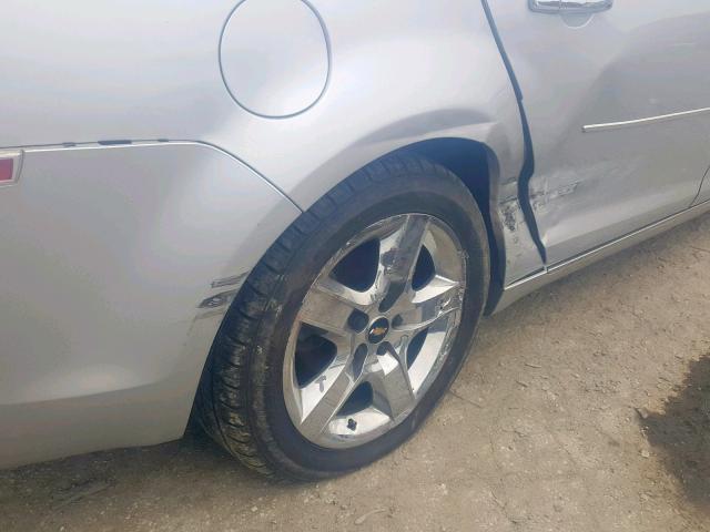 1G1ZC5E01AF323372 - 2010 CHEVROLET MALIBU 1LT SILVER photo 9
