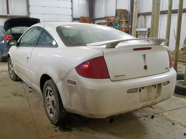 1G2AL15F977149592 - 2007 PONTIAC G5 WHITE photo 3