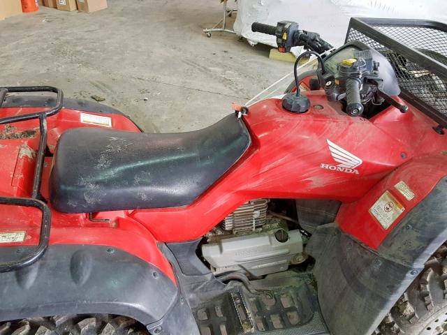 1HFTE290854100706 - 2005 HONDA TRX400 FA RED photo 5